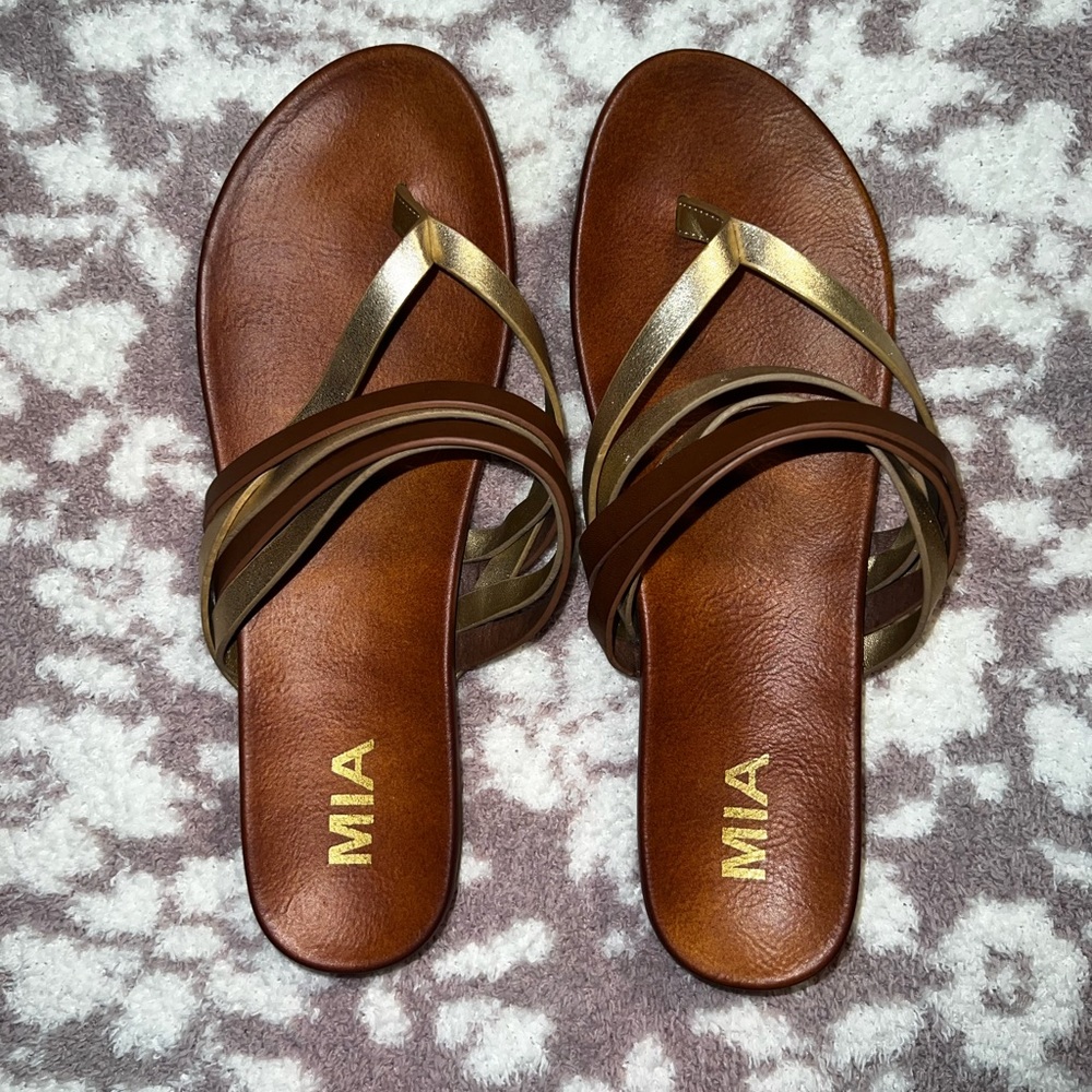 MIA Sandals